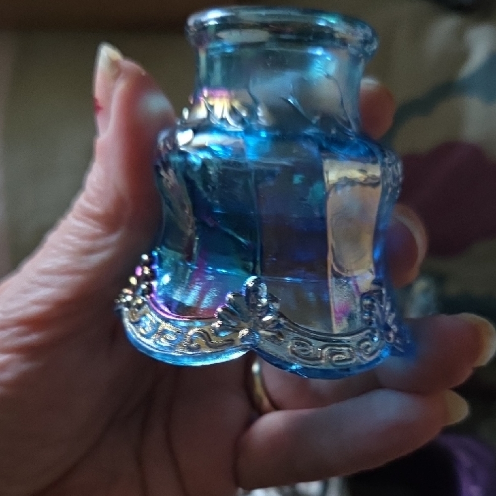 Elegant Blue Glass Vase Carnival Joe St Clair